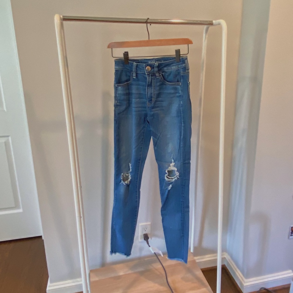american eagle ripped jeans